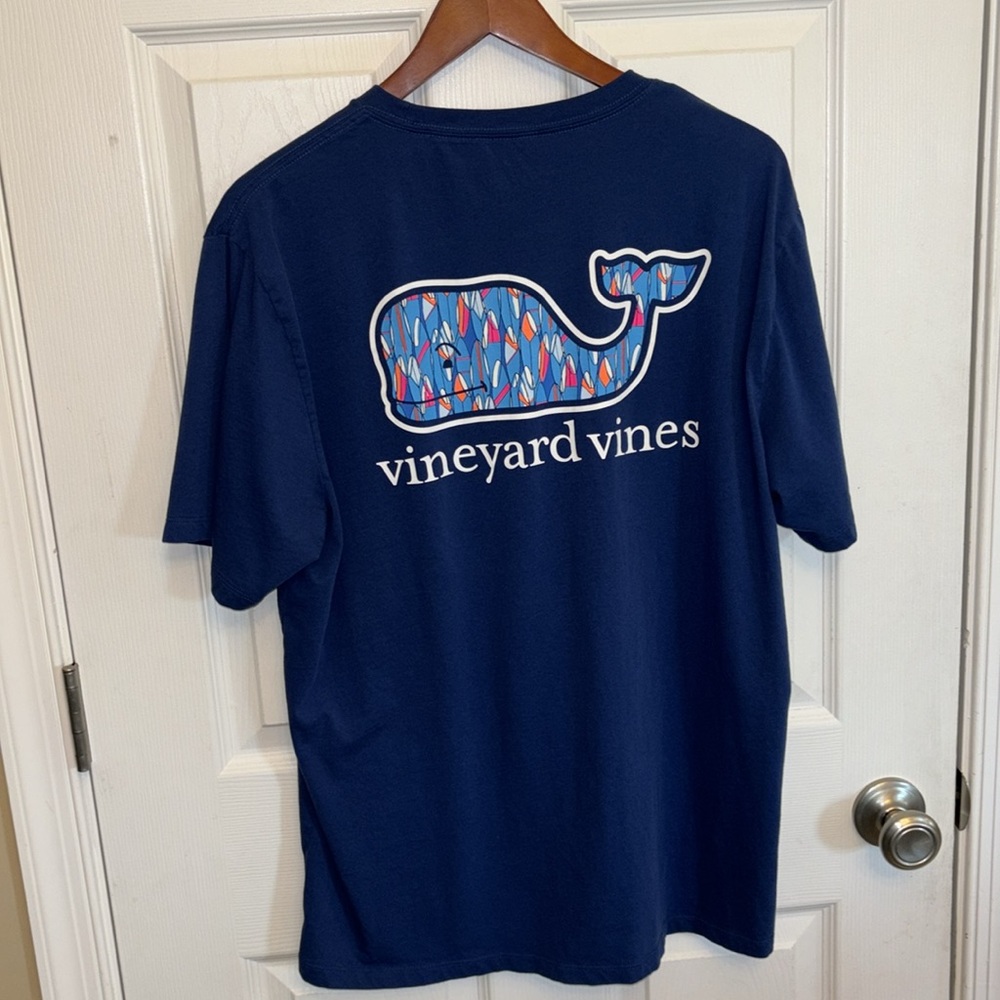 Men’s vineyard vines swimsuit/t-shirt set size large - Picture 6 of 8